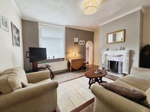 Dining room- click for photo gallery